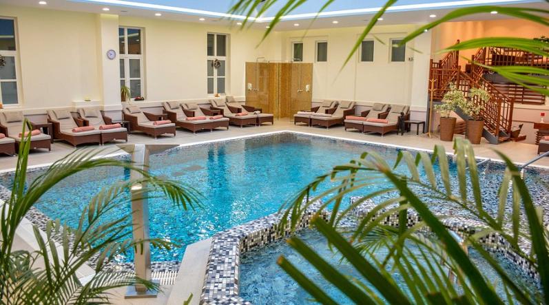 Spas & Wellness Centers